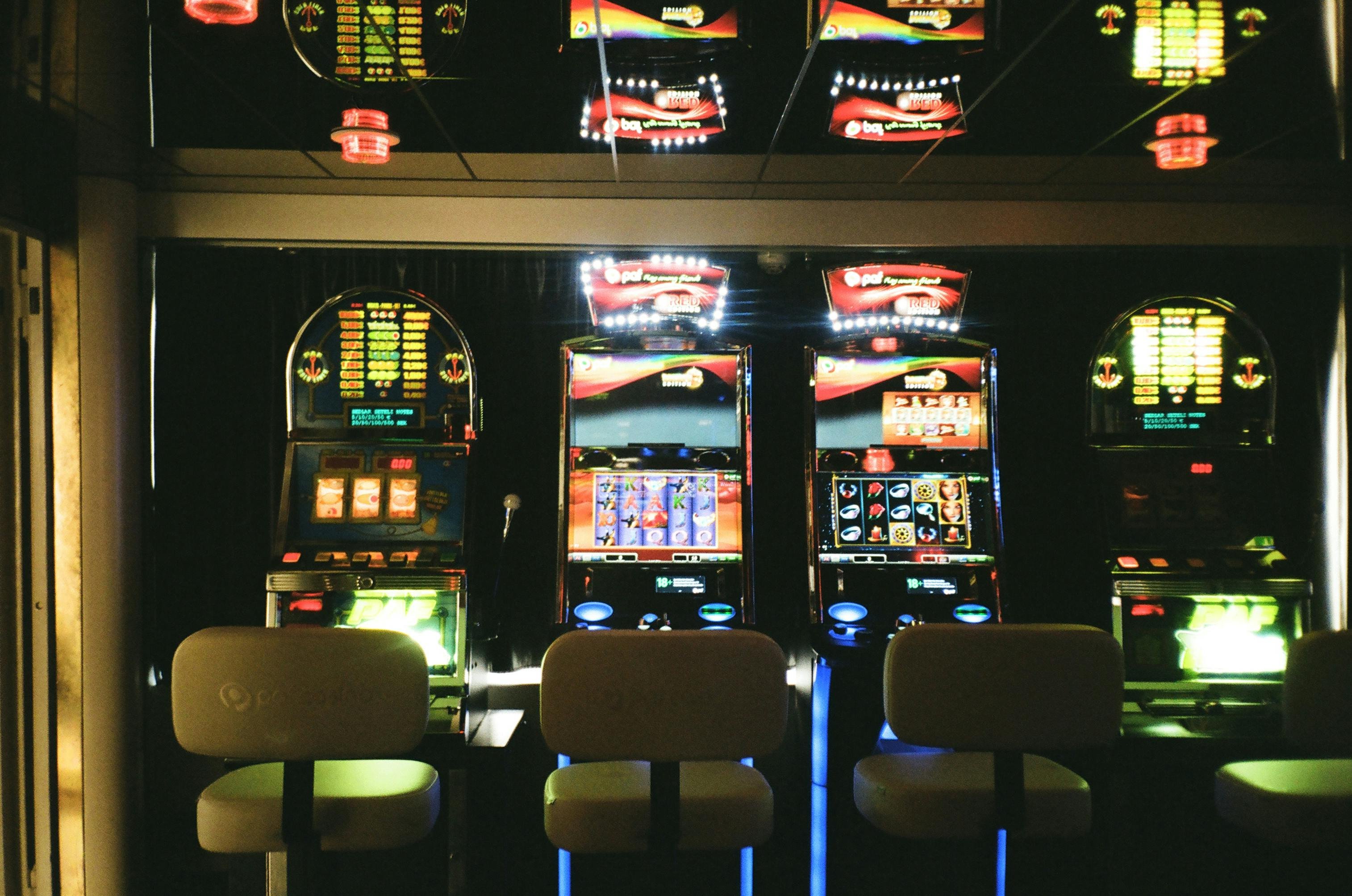 bet 366